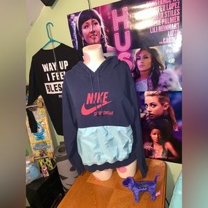 Like New Nike Hoodie